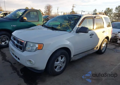 2010 Ford Escape Xlt from USA, damaged, VIN 1FMCU0DG3AKC47359